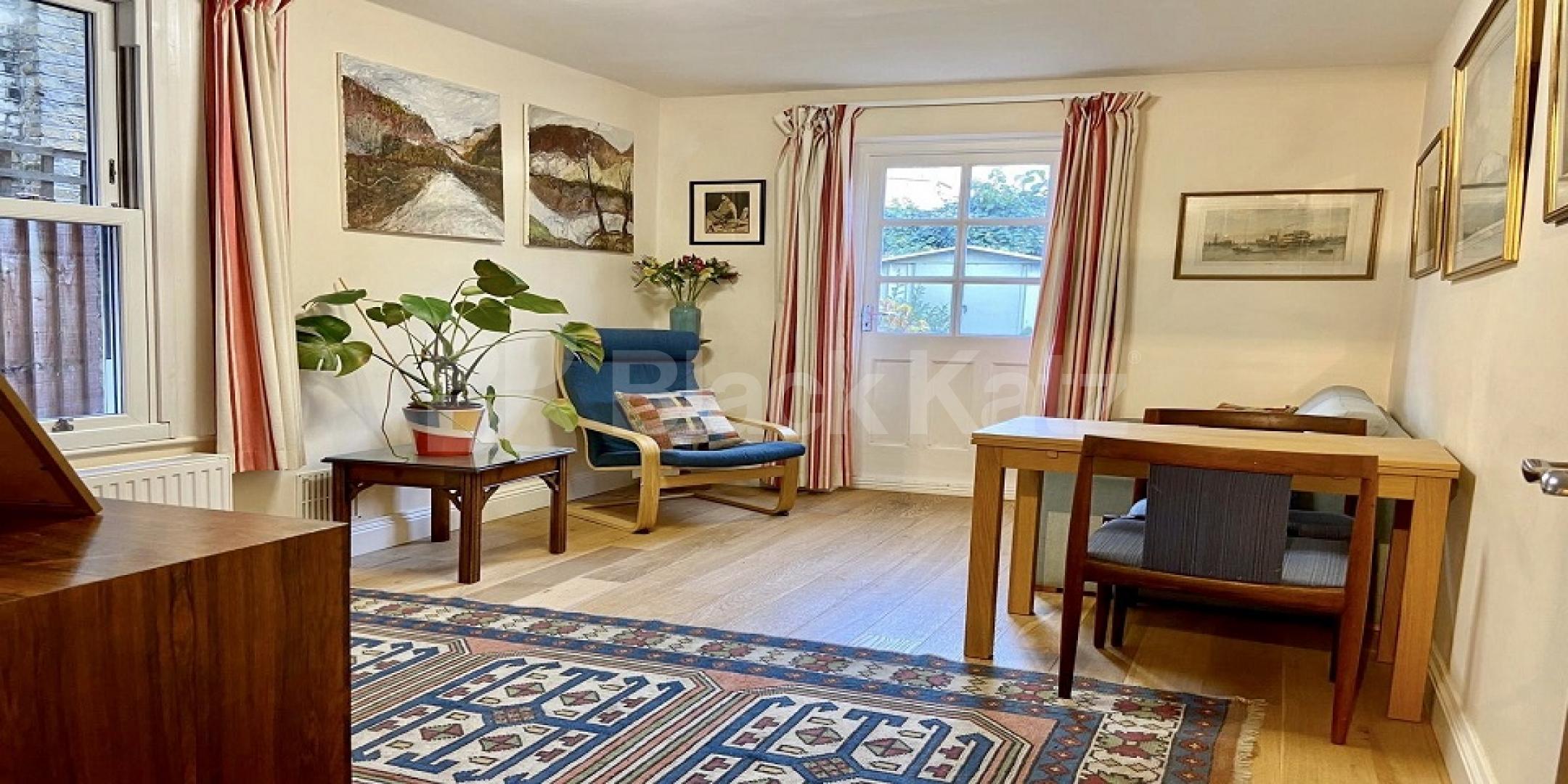 			New instruction , 1 Bedroom, 1 bath, 1 reception Apartment			 Fitzalan Street, Lambeth North/Kennington